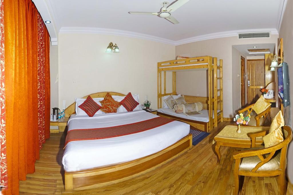 Hotel Landmark שימלה מראה חיצוני תמונה